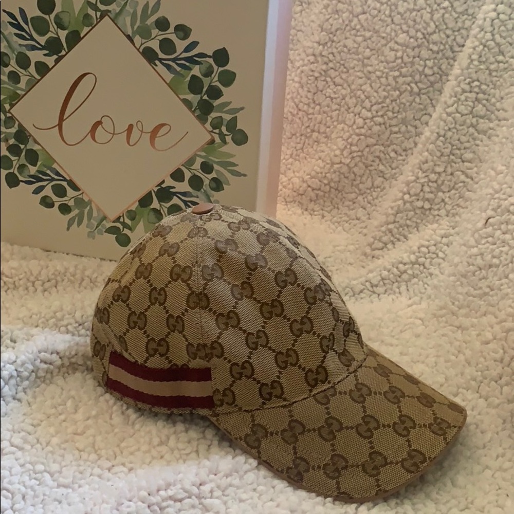 Gucci hat really nice